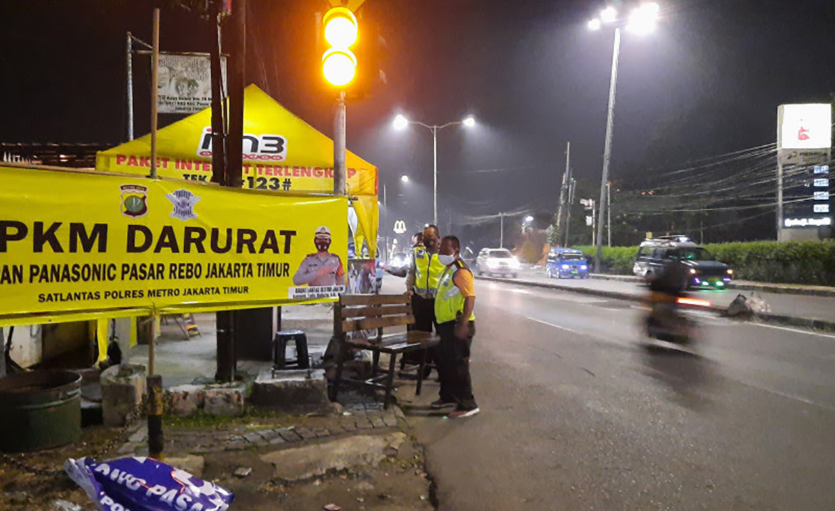 Kebijakan Setengah Hati, Perpanjangan PPKM Darurat Dinilai ...